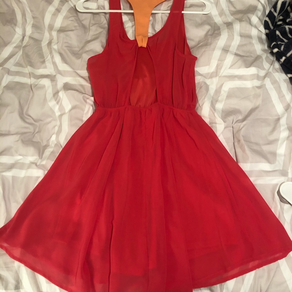 High-Low Dress - Picture 2 of 4